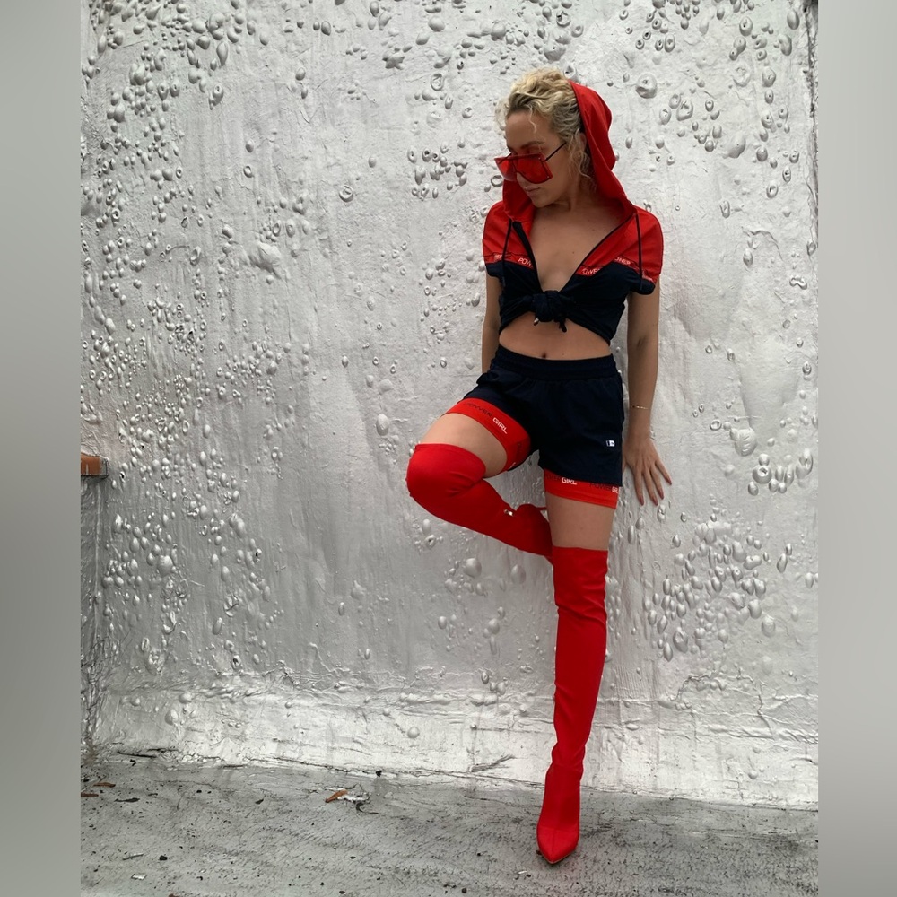 Three Piece Set - image 3